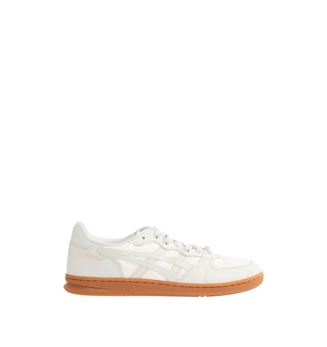 Image 1 of 5 - WHITE - ASICS Skyhand OG Sneaker featuring soft suede upper, FLYTEFOAM PROPEL cushioning, EVA heel wedge, pearl-like shoelace accessory, patterned shoelace and rubber outsole. 