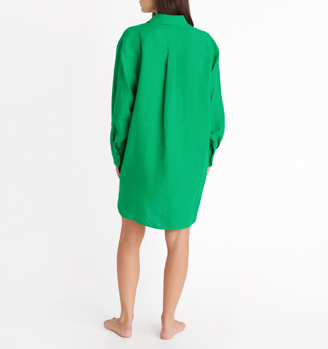 Image 4 of 5 - GREEN - ERES Mignonette Shirt featuring long sleeves, pleated cuffs and yoke in the back with rounded slits on each side at the hem. 100% Linen. Made in Bulgaria. 