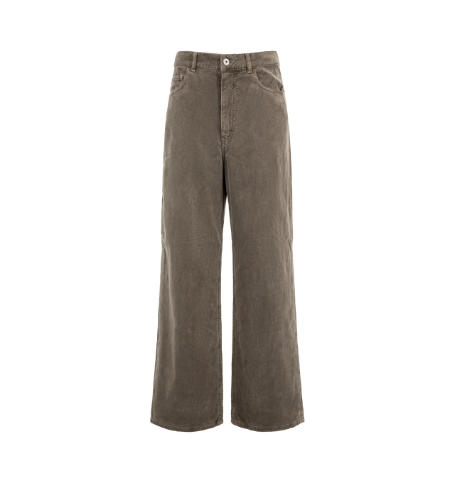 Image 1 of 3 - BROWN - Auralee Women's Garment-Dyed Finx Corduroy 5-Pocket Wide Pants are crafted from premium Egyptian Finx cotton corduroy and feature a wide-fit silhouette, a straight-leg cut, and classic five-pocket styling. Designed to showcase the exceptional softness and smooth texture of Finx extra-long staple cotton, the fabric retains its refined hand and luxurious appearance even after garment dyeing, while developing rich depth and character through the finishing process. Main Material: 100% Cot 