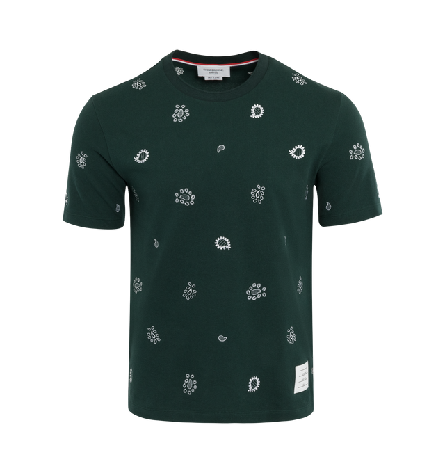 GREEN - THOM BROWNE short sleeve straight cut T-shirt with allover paisley embroidered pattern. 100% Cotton. Made in Italy.
