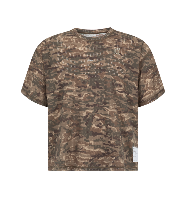 Image 1 of 3 - MULTI - Satisfy Men's Space-O Shell Running Top is crafted from lightweight Space-O perforated micro jersey and features precision-punched openings for exceptional breathability. Designed with a regular fit, the four-way stretch construction moves naturally with the body, while fast-drying performance supports long-distance and high-intensity efforts. Finished with an exterior detachable care label for distraction-free comfort. Main Material: Space-O 73% nylon, 27% elastane.  
