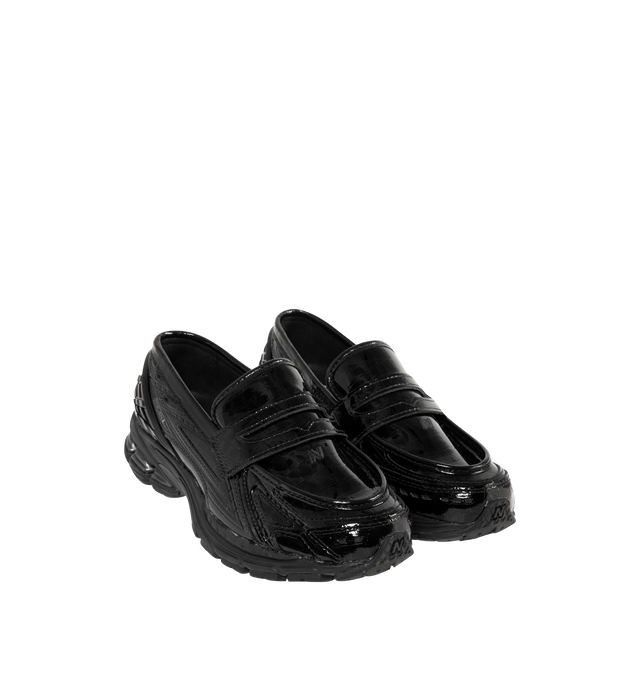 Image 2 of 5 - BLACK - NEW BALANCE 1906L Sneaker Loafer featuring leather upper, synthetic overlays, N-ergy outsole provides superior shock absorption and ABZORB SBS pods at heel. 