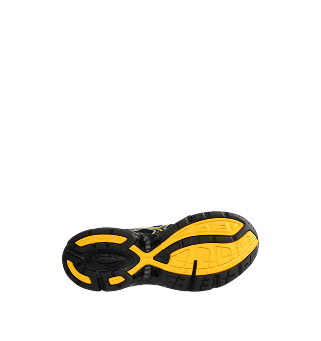 Image 4 of 5 - BLACK - Asics GEL-1130 Sportstyle Retro Sneaker featuring late 2000s runner aesthetic reimagined with overlays and breathable mesh underlays, GEL technology cushioning for excellent shock absorption. Imported from Cambodia. 