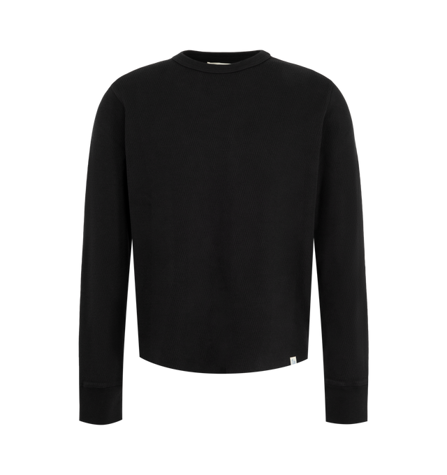 Image 1 of 2 - BLACK - Merz b. Schwanen Men's Diamond-Patterned Cotton Thermal Longsleeve is crafted from organic cotton thermal jersey and features a classic fit with a diamond-pattern texture. Main Material: 100% Organic Cotton.  