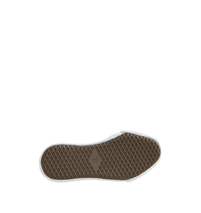 Image 4 of 5 - BROWN - Maison Mihara Yasuhiro Peterson Original Sole Suede Low-Top Sneakers are crafted from cow leather and feature the brand's signature hand-sculpted original sole, modeled in clay by designer Mihara. Designed with the classic Peterson silhouette, this low-top sneaker combines a premium leather upper with the label's distinctive artisanal sole construction. Main Material: Upper: Suede Leather. Sole: Rubber. 