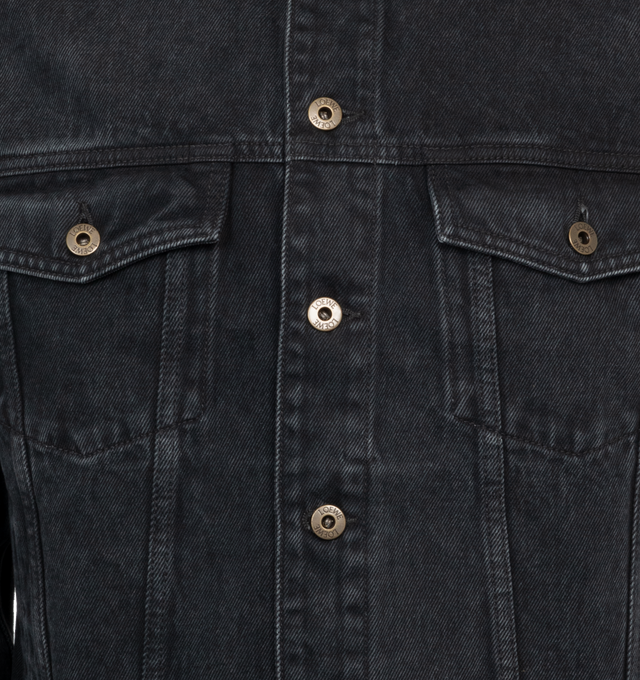 BLACK - LOEWE Anagram Jacket in Denim featuring regular fit, regular length, contrast Anagram cut-out at the back of the sleeves, classic collar, buttoned cuffs, button front fastening, buttoned chest flap pockets, welt pockets and LOEWE embossed leather patch placed at the back. 100% cotton.