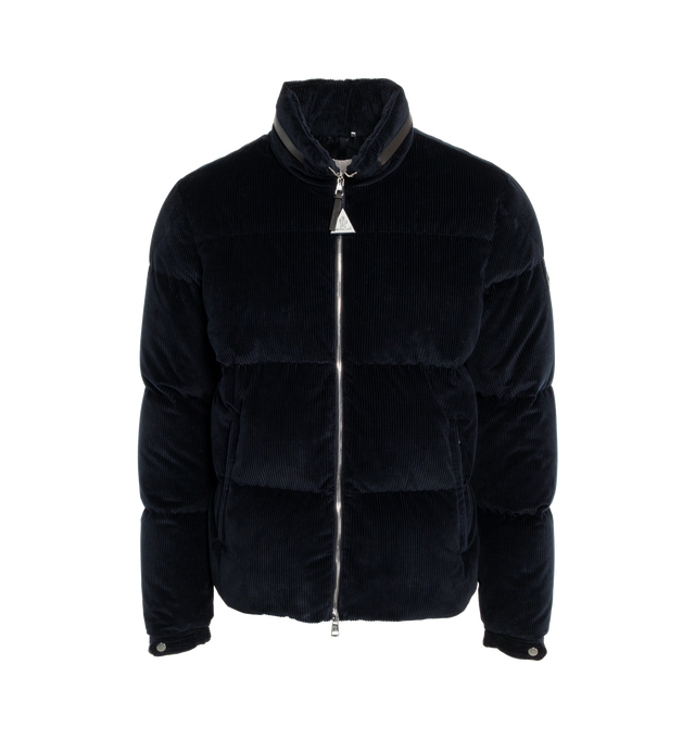 BLACK - MONCLER Besbre Short Down Jacket featuring longue saison lining, down-filled, longue saison pull-out hood, zipper closure, outer pockets with snap button closure, zipped inner pocket, adjustable cuffs, elastic hem with drawstring fastening and leather logo. 100% cotton. Lining: 100% polyamide/nylon. Padding: 90% down, 10% feather.