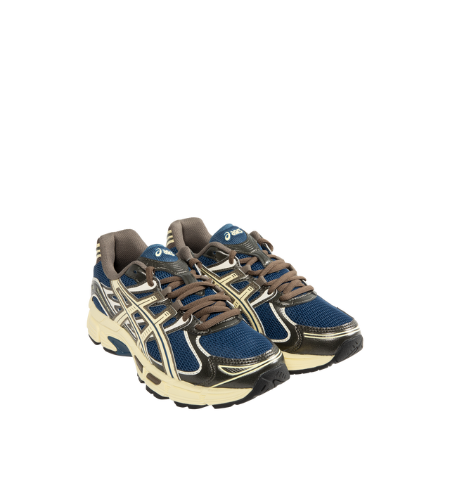 Image 2 of 5 - BLUE - ASICS Mens GEL-STRATUS MC Sneakers feature a breathable air mesh upper with synthetic leather overlays inspired by the GEL-STRATUS 4 running shoe. Designed with rearfoot GEL technology for enhanced cushioning, a GEL-JOG MC-inspired midsole, lace-up closure, and a durable rubber outsole. Upper: Air Mesh and Synthetic Leather; Midsole: Rearfoot GEL Technology; Outsole: Rubber. Imported 