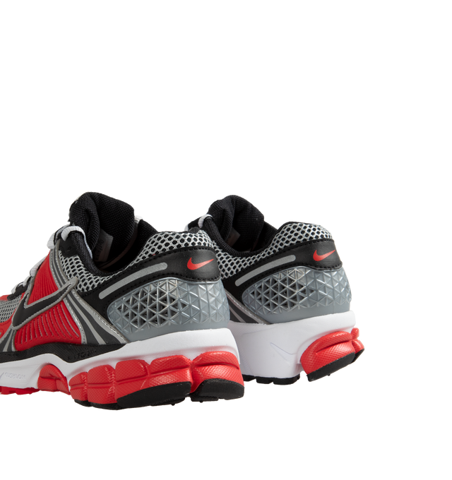 Image 3 of 5 - RED - NIKE ZOOM VOMERO 5 fearures Mesh with TecTuff and utilitarian overlays that are breathable and durable, cushlon foam with Zoom Air cushioning and rubber tread. 