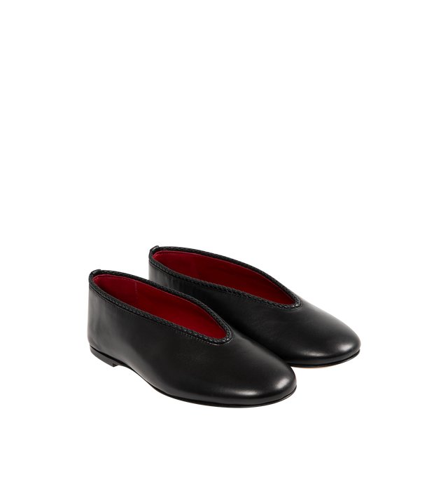 Image 2 of 4 - BLACK - BOTTEGA VENETA Rosa Ballerina in lambskin leather with supple construction, coaxial detailing and rubber-injected leather outsole. Lining: lambskin. Made in Italy.  