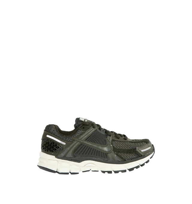 Nikelab vomero 5 Clearance