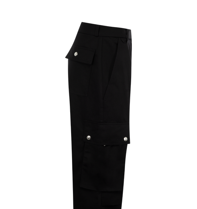 Image 3 of 3 - BLACK - JACQUEMUS Le Cargo Pant in a tapered leg, high-rise style crafted from light weight, non-stretch linen-blend twill. Featuring adjustable, belted waist, hook and zip fastening and cargo poclets at the side. 82% cotton, 18% linen. 