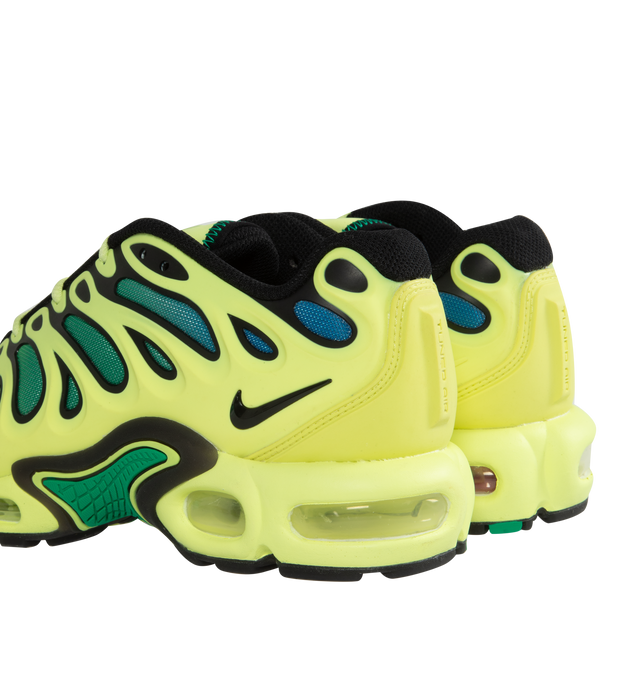 Image 3 of 5 - YELLOW - Nike Air Max Plus Drift in Black, lemon Twist and Stadium Green. Featuring breathable mesh upper,  rubber outsole, black foam midsole, and Air-sole cushioning in the forefoot and heel. An oversized shank plate, borrowed from the original Air Max Plus, provides midfoot stability. 