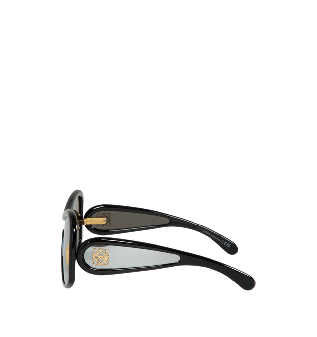 Image 3 of 3 - BLACK - Loewe Shield sunglasses in acetate with a LOEWE signature on the arm and 100% UVA/UVB protection. Made in Italy. 