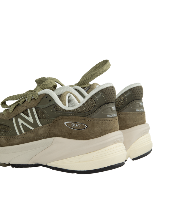 Image 3 of 5 - GREEN - New Balance MADE in USA 990v6 running shoe in a 'true camo' woodland-inspired palette featuring performance-inspired updates. The upper dispenses with the standard midfoot saddle, allowing the suede and synthetic overlays to flow from heel to toe across the mesh underlay, for a speedy, streamlined look.   FuelCell midsole cushioning delivers a propulsive feel to help drive you forward, ENCAP midsole cushioning combines lightweight foam with a durable polyurethane rim to deliver all-da 