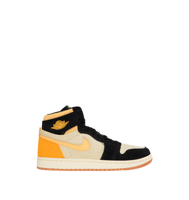 ORANGE - AIR JORDAN 1 Zoom CMFT 2 featuring Nike Air technology, suede in the upper and toe and Jordan Formula 23 foam keeps your feet extra padded.
