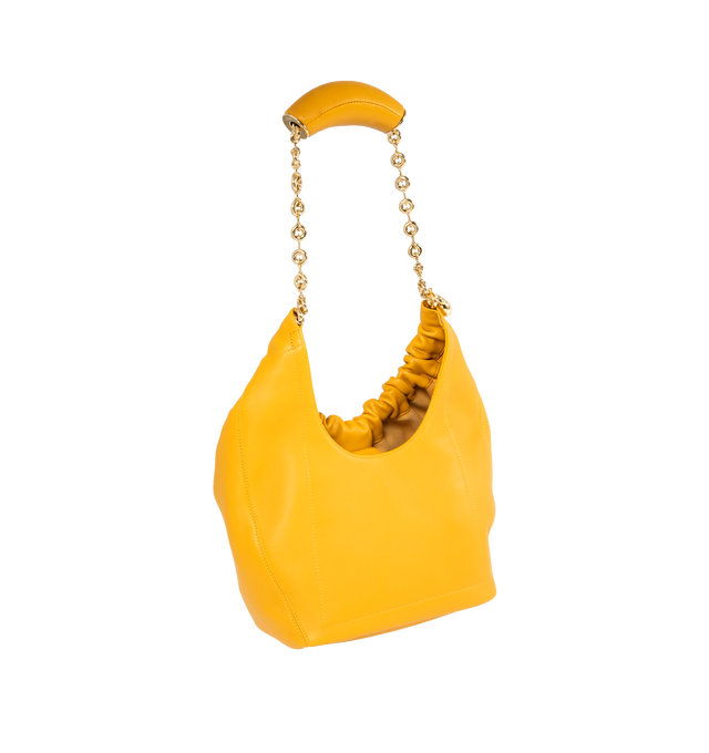 YELLOW - Loewe Squeeze bag is a sophisticated and feminine bag in buttery nappa leather. It is a masterpiece of traditional craftsmanship, innovative research and distinctive design, with a surprisingly light ruched body, an adjustable donut chain and a tactile squeezy handle. This is a small version in nappa lambskin. Features: shoulder, crossbody or hand carry, adjustable chain strap with Anagram engraved pebble and additional chain to extend the strap further, magnetic closure, internal zipped pocket, un