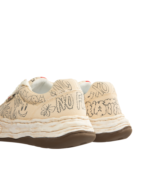 Image 3 of 5 - WHITE - Maison Mihara Yasuhiro Men's Oliver Sneakers feature the brand's signature hand-sculpted OG sole, a graffiti-printed canvas upper, and a bold low-top silhouette for a contemporary statement look. Designed for the Spring/Summer 2026 collection, these designer sneakers combine classic sneaker styling with Maison Mihara Yasuhiro's experimental oversized sole, while vibrant graffiti artwork and intentional vintage detailing create a distinctive, artistic aesthetic. Main Material: 100% Cot 