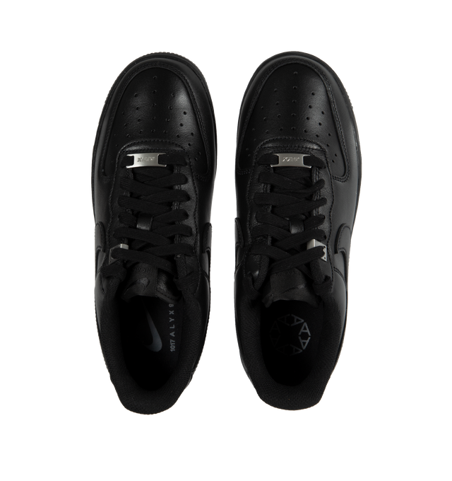 BLACK - NIKE AF-1 Low x ALYX featuring signature leather overlay, air-cushioned midsole and star-studded pivot-circle tread of the original AF-1, ALYX's design premium tumbled leather, metal eyelets, lace dubraes and a branded lateral heel stamp.