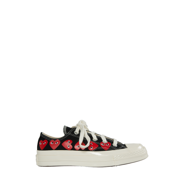Chuck taylor all star hearts low top sales