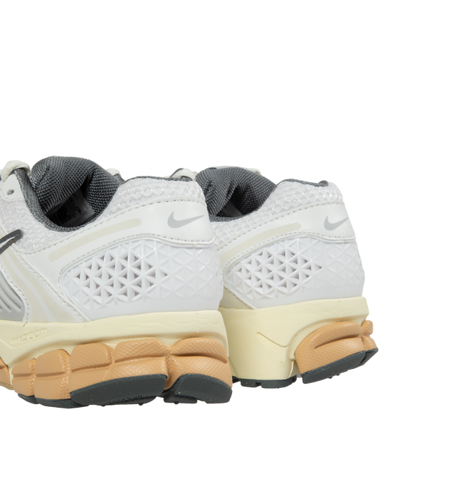 Image 3 of 5 - WHITE - Nike Zoom Vomero 5 fearures Mesh with TecTuff and utilitarian overlays that are breathable and durable, cushlon foam with Zoom Air cushioning and rubber tread. 