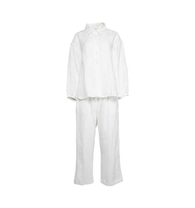 WHITE - DEIJI STUDIOS Seam Set featuring relaxed style shirt with a full length soft billow sleeve, curved seam detailing, dropped back yoke and micro tucked cuff. Pairs back with a straight leg pant with an elastic waist and drawstring bow. 100% OEKO-TEX 100 certified and EU certified stone washed french linen.