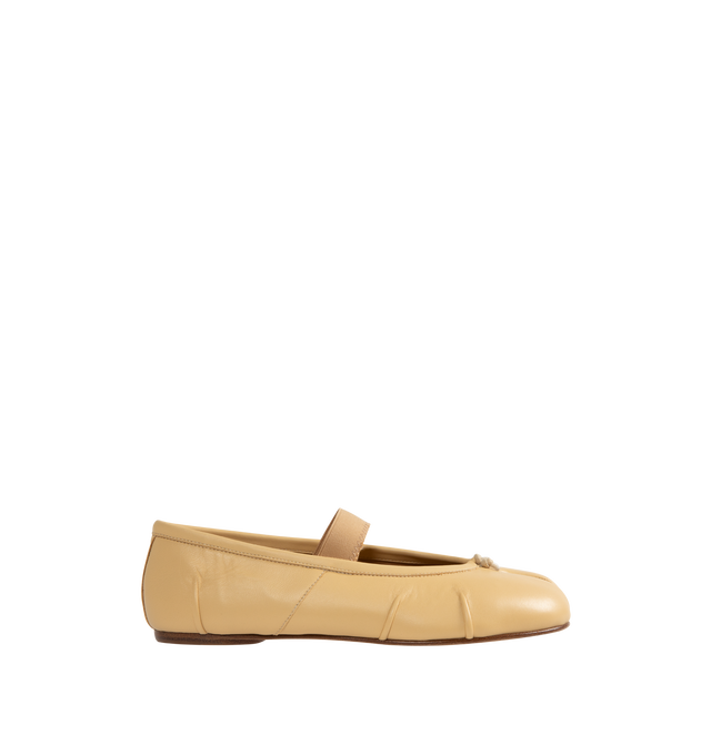 Image 1 of 4 - NEUTRAL - Maison Margiela Tabi Ballerina Flat crafted in leather with handmade folds, the ballerinas featuring a distressed elastic band and the Tabi split-toe, inspired by the traditional 15th century Japanese sock bearing the same name. 100% lamb leather. Made in Italy. 