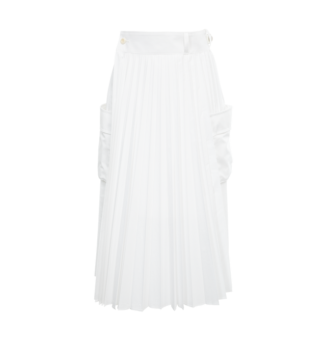 Image 1 of 3 - WHITE - SACAI Pleated Poplin Midi Skirt featuring pocket details, mid-rise, adjustable side details, a-line silhouette, hem falls below the knee, extended button closure and belt loops. 100% cotton. 
