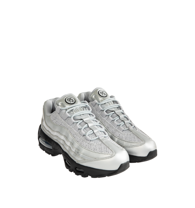 Nike Air Max スニーカー 6.5 ホワイト/シルバー AIR MAX 95 SNEAKER (MENS) – HIRSHLEIFERS