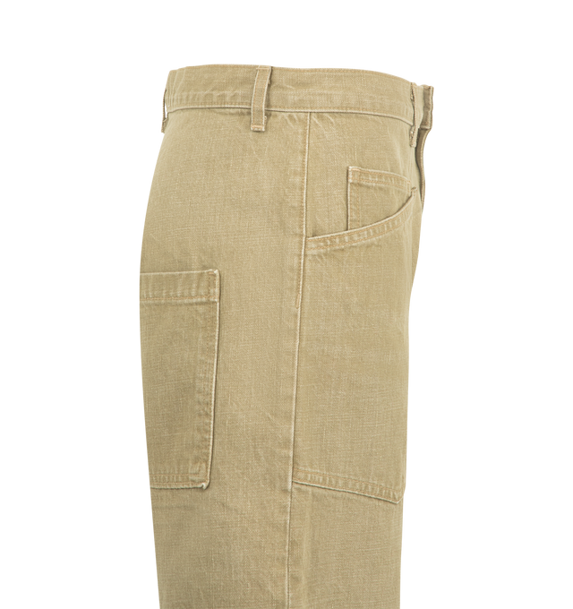 Image 3 of 3 - GREEN - Nili Lotan Women's Shon Jean is crafted from premium Japanese non-stretch heavyweight sulfur-dyed denim and features a mid-rise waist, a relaxed fit, and a signature barrel-leg silhouette with a uniquely curved shape. Inspired by vintage mid-century workwear, this elevated denim style is detailed with pleats at the knees, a gusseted inseam, top-stitched front and back patch pockets, and a coin pocket at the front right. Finished with a zip fly, branded shank closure, and belt loops, t 