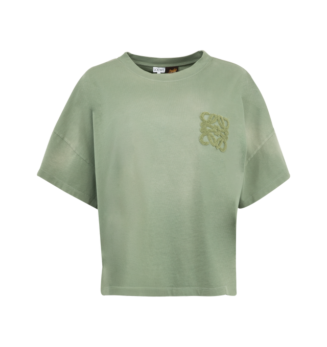 Image 1 of 2 - GREEN - LOEWE PAULA'S IBIZA Logo T-shirt in lightweight cotton jersey featuring a boxy silhouette, an Anagram terry embroidery placed on the chest, relaxed fit, regular length, crew neck and split sides. Cotton. Made in Portugal. 