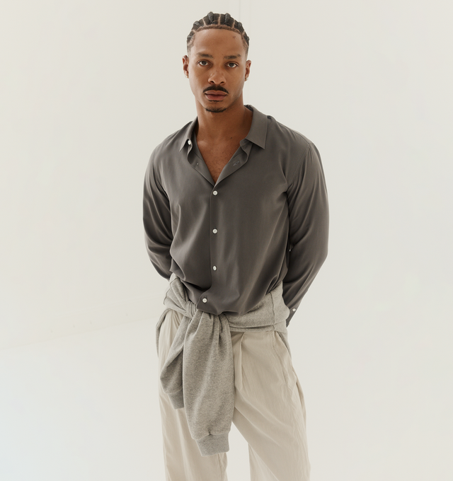 Image 2 of 3 - GREY - THE ROW Nael Shirt featuring exposed button closure, two button cuffs, classic collar and rounded hem. Made in Italy. 