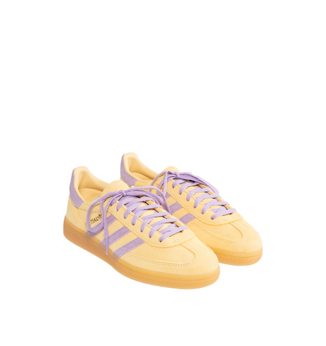 Image 2 of 5 - YELLOW - ADIDAS Handball Spezial Sneaker featuring premium suede and smooth leather, retro details, regular fit, lace closure, leather upper, synthetic lining and rubber outsole. 