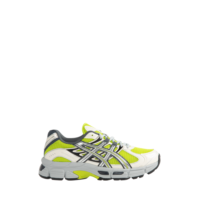 Image 1 of 5 - GREEN - ASICS Mens GEL-STRATUS MC Sneakers feature a breathable air mesh upper with synthetic leather overlays inspired by the GEL-STRATUS 4 running shoe. Designed with rearfoot GEL technology for enhanced cushioning, a GEL-JOG MC-inspired midsole, lace-up closure, and a durable rubber outsole. Upper: Air Mesh and Synthetic Leather; Midsole: Rearfoot GEL Technology; Outsole: Rubber. Imported 