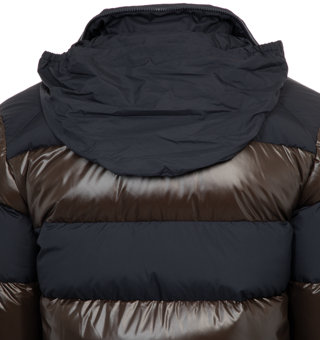 NAVY - MONCLER Peclet Jacket featuring rainwear lining, reversible, down-filled, pull-out hood, reversible zipper closure, pockets with zipper and snap button closure, sleeve pockets with snap button closure, hem with elastic drawstring fastening and silicone logo label. 100% polyester. Padding: 90% down, 10% feather. 