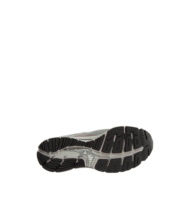 Image 4 of 5 - GREY - New Balance Unisex 1890A Sneakers are crafted with a synthetic upper and feature a progressive apron upper construction that lends a refined, elevated aesthetic to the silhouette. Designed for comfortable everyday wear, the sneaker is equipped with ABZORB midsole cushioning, which absorbs impact through a combination of cushioning and compression resistance, while ABZORB SBS heel cushioning delivers enhanced stability and comfort. An ultra-stable heel further supports all-day wear, bal 