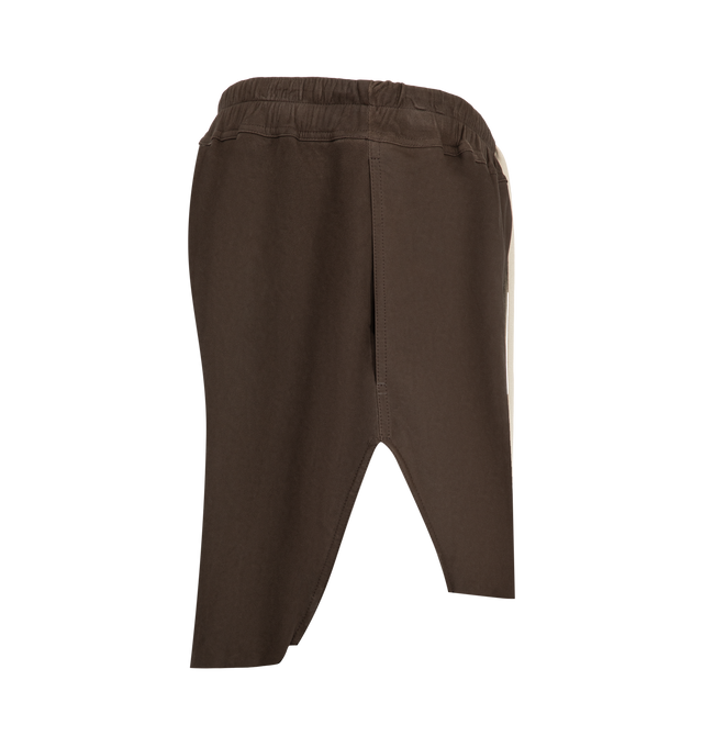 Image 3 of 3 - BROWN - Rick Owens Men's Leather Shorts are crafted from lambskin and feature an drawstring waistband, side pockets, and a contrasting hem, the style is finished with a smooth cupro lining for added comfort. Main Material: 100% lambskin. Lining: 100% cupro.  