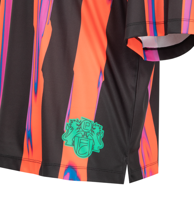 Image 3 of 3 - MULTI - LE PERE FC Amado Kit Shirt featuring oversized fit, football style, boxy shape, dropped shoulders, exaggerated silhouette contrasted with a cropped length, contrast ribbed collar and short sleeves. 100% polyester. 
