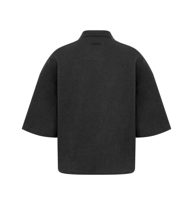 Image 2 of 2 - GREY - The Men's Panelled Crop Polo is made from 380gsm core fleece and cut in a cropped, relaxed silhouette. The paneled construction is accented with a puff-printed Essentials branding on the front. Details include a rib-knit polo collar, and Essentials signature label at the back collar for a polished finish.  