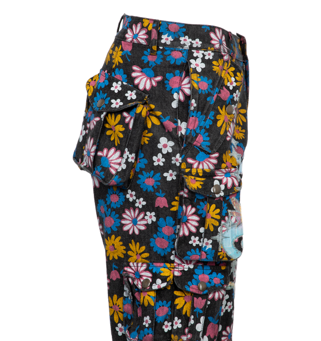 Image 4 of 4 - MULTI - ERL UNISEX CARGO SHORTS WOVEN shorts feature black flower print with two side slit pockets and carpenter pockets. 100% cotton. 