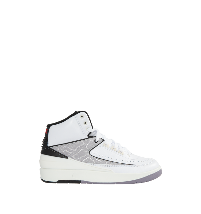 WHITE - JORDAN AIR JORDAN 2 RETRO features sleek lines, full-length encapsulated air and  a signature swoosh. Nike Air technology absorbs impact for cushioning, leather in the upper breaks in easily and makes for a long-lasting shoe, rubber outsole provides traction and durability.
