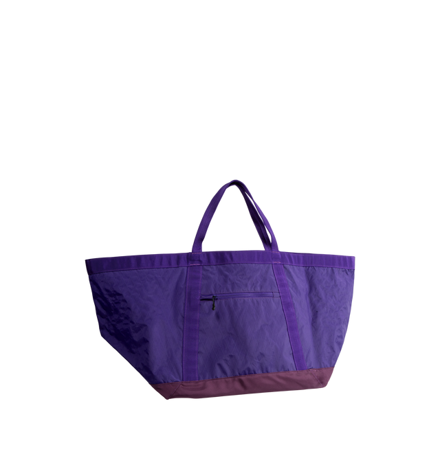 Image 2 of 3 - PURPLE - Needles Large Tool Tote is crafted from nylon and features a diamond-quilted construction, a Papillon print at the front, two top handles, grosgrain trim, a front slip pocket, and a zip-fastening back pocket. Designed as a spacious everyday carryall, this oversized tote offers ample room for work, travel, or daily essentials. Main Material: 100% Nylon. Dimensions: 76 x 32 x 33 cm / 29.9 x 12.6 x 13.0 in. Pockets: Front Open Pocket, Front Slip Pocket, Back Zip Pocket. Fits a 16" lapt 