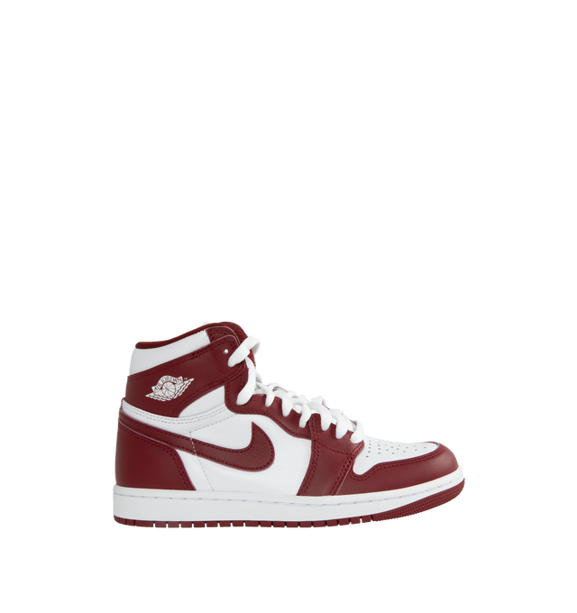 Image 1 of 5 - RED - Air Jordan 1 Retro High OG "Team Red" classic sneaker crafted from premium materials in a sporty red color. Leather upper offers durability and structure.Encapsulated Air-Sole units provide lightweight cushioning. Solid rubber outsoles give you traction on a variety of surfaces. Signature Wings logo stamped on collarStitched-down Swoosh logo. 