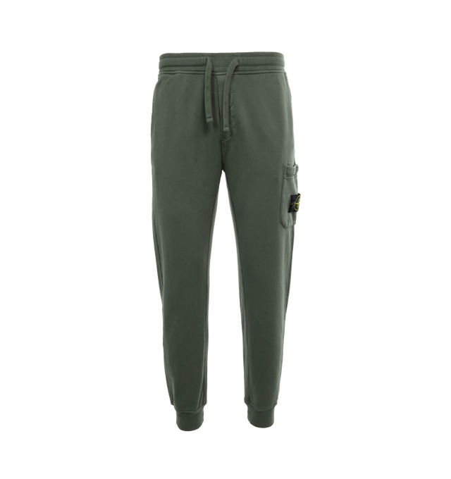 GREEN - STONE ISLAND Cargo Sweatpants featuring in-seam pockets, one back pocket with hidden snap fastening, patch pocket on the left leg featuring the Stone Island badge, hidden zipper closure, elasticized waist with outer drawstring, ribbed leg bottoms and zipper closure. 100% cotton.