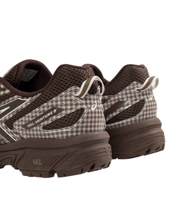 Image 3 of 5 - BROWN - ASICS STORY MFG x GEL-VENTURE 6 featuring a trail-specific outsole and high-abrasion rubber, rearfoot GEL cushioning and removable sockliner. 