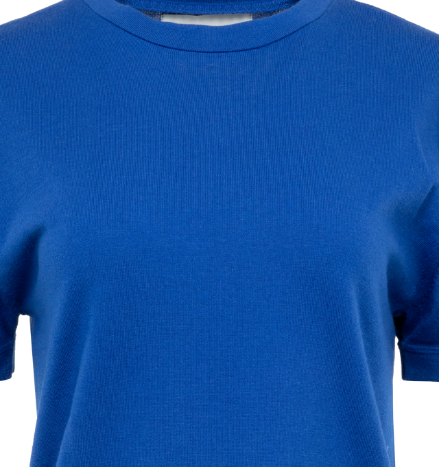 BLUE - EXTREME CASHMERE Cuba Tee featuring short sleeves, crewneck and straight hem. 70% cotton, 30% cashmere.