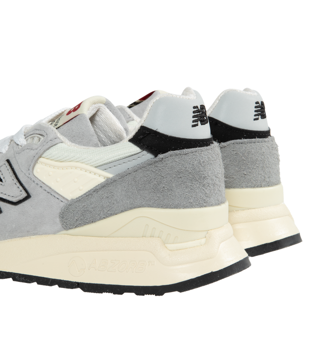 Image 3 of 5 - GREY - NEW BALANCE MADE in USA 998 grey matter features nubuck overlays and hairy suede with black and white accents. 