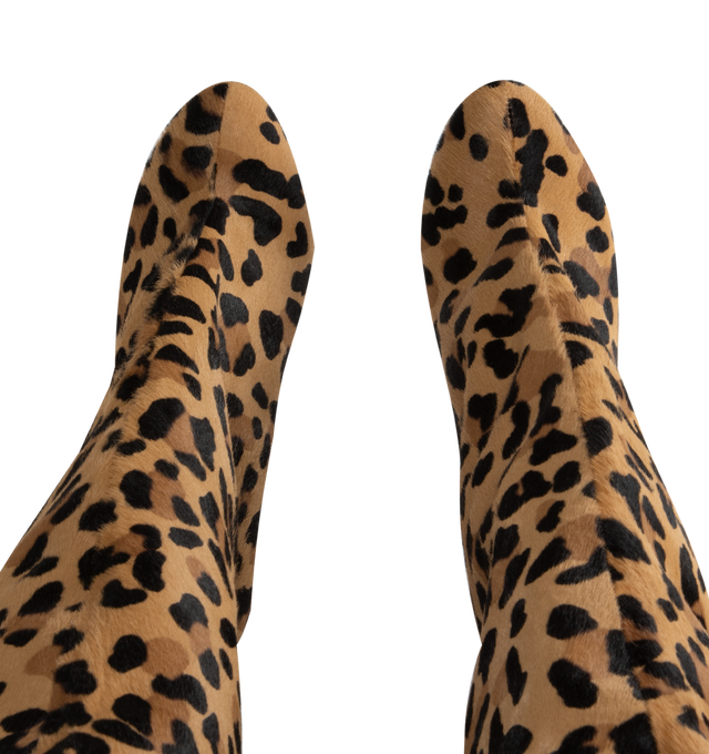 Image 4 of 4 - BROWN - ALAA Decollete Cuissardes crafted from haircalf leather with leopard pattern. Thigh-high boots with a wide and straight shaft for a feminine line, 90mm heel, knee-high length, round toes. Made in Italy. Uooer 100% calf leather, lining 100% lambskin, calf leather and rubber sole.  