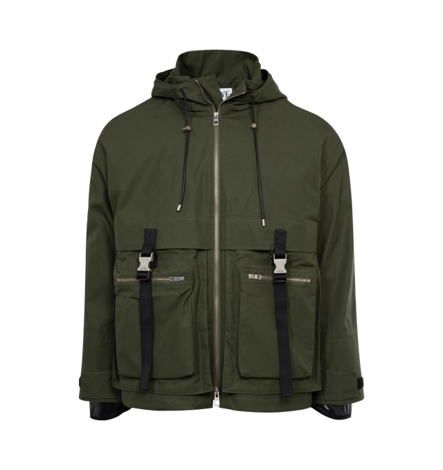 GREEN - LOEWE Parka featuring regular fit, regular length, two-layer front construction with LOEWE engraved safety buckle straps, detachable padded lining that can be worn separately, hooded collar with leather drawstring, velcro tabs at the cuffs, two-way zip front fastening, zipped pockets, inside welt pockets, adjustable drawstring hem and LOEWE Anagram embossed leather patched placed at the back. 100% cotton. Made in Italy.