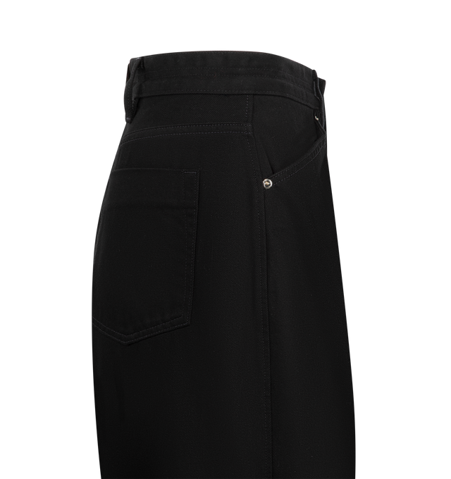 Image 3 of 3 - BLACK - RUADH The Archer Jean featuring high rise relaxed trouser jean tailored in rigid 100% regenerative cotton. Fits true to size and is intended for an oversized slouchy fit. Detailing includes RADH signature triple beltloops at back waist and semi-precious gold hardware. Zip fly, shank closure. Sleek and tailored, this jean is a polished classic. 100% regenerative cotton. Made in the USA. 